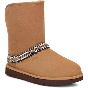 UGG Classic Short Cresent Women's 5 Chestnut Suede Sheepskin Lined Boots RHS7748