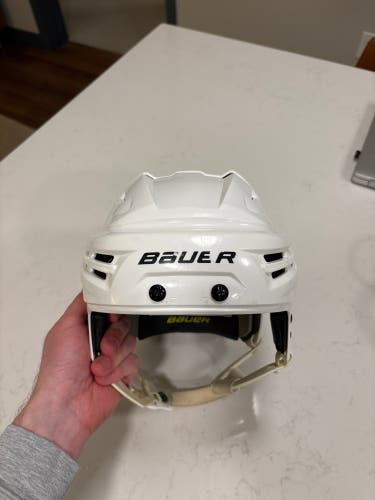 Small Bauer Re-Akt Helmet Pro Stock (Used)