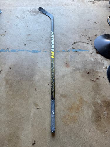 Senior Bauer Supreme 2S Pro XL Left Hand Hockey Stick P14 77 Flex Pro Stock (Used)