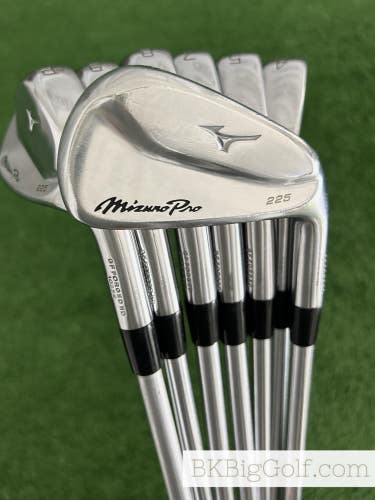 Mizuno Pro 225 Forged Iron Set 4-P / Project X IO 5.5 (Firm) Stiff