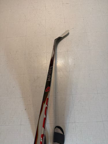 Intermediate Bauer Flypro Right Handed Hockey Stick P28 65 Flex (Used)