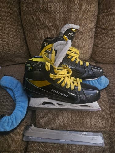 Bauer Supreme 3S Pro Hockey Goalie Skates Regular Width Size 5.5 (Used)