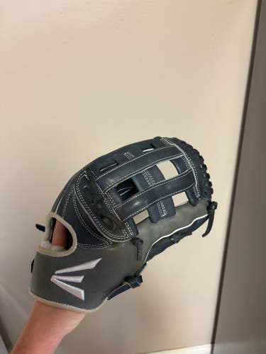 2023 Easton Professional Series RH Pitcher's Baseball Glove 12" (Used)