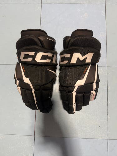 CCM Tacks XF Pro Gloves 15" (Used)
