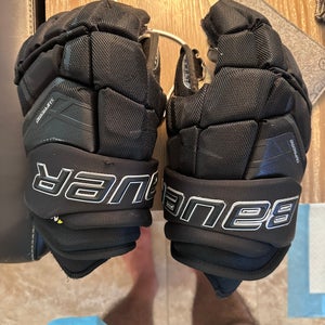 Bauer Supreme Mach Gloves 14" (Used)