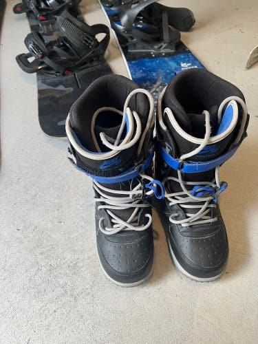 Men's Size M 9.0 (W 10.0) Nike Zoom Force 1 Snowboard Boots Adjustable Flex All Mountain (Used)