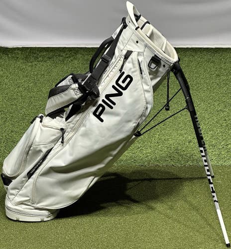 PING Hoofer Lite Golf Stand Carry Bag w/ Rain Hood 4-Way Divider Color: White