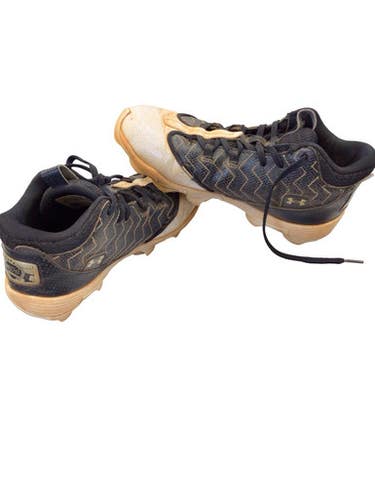 Used Under Armour BH BASEBALL CLEATS BB/SB Cleats Black Junior 05.5 11760-S000088976