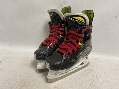 Used Bauer VAPOR 3X Junior Hockey Skate Junior 01 11855-S000200161