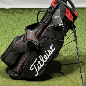 Titleist 2026 Hybrid 5 Stand Carry Golf Bag TB25SX6 Black/Black/Red NEW