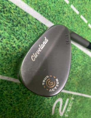 Cleveland Tour Action Sand Wedge – 56° – Gaucher – Tige Acier – Occasion