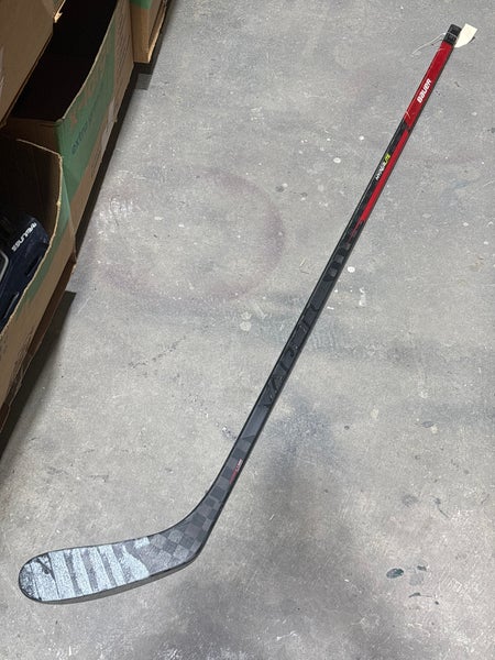 Senior Bauer Vapor ADV Dressed As Vapor Hyperlite Hockey Stick Left Hand Pro Stock 68"
