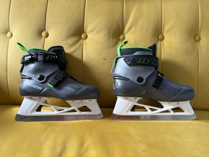 Bauer Konekt HF2 Skates | Size 2 | Gently Used, Excellent Condition