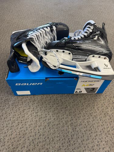 Bauer Supreme M50 Pro Hockey Skates 6 (New) Fit 3