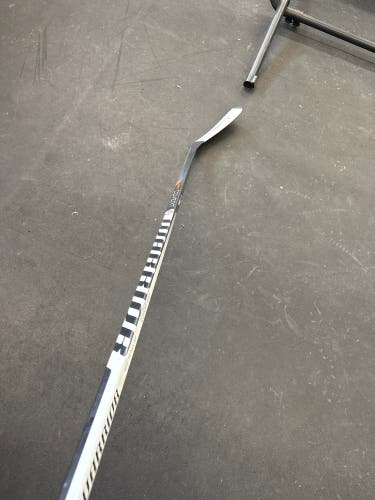 Senior Warrior Covert QR5T Right Handed Hockey Stick W03 75 Flex (Used)