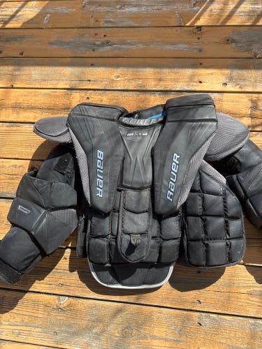 Small 2021 Bauer Elite Goalie Chest Protector (Used)