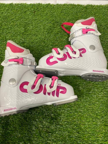 Mondo 21 & 21.5 Kid's Rossignol Comp J3 All Mountain Ski Boots (Used)