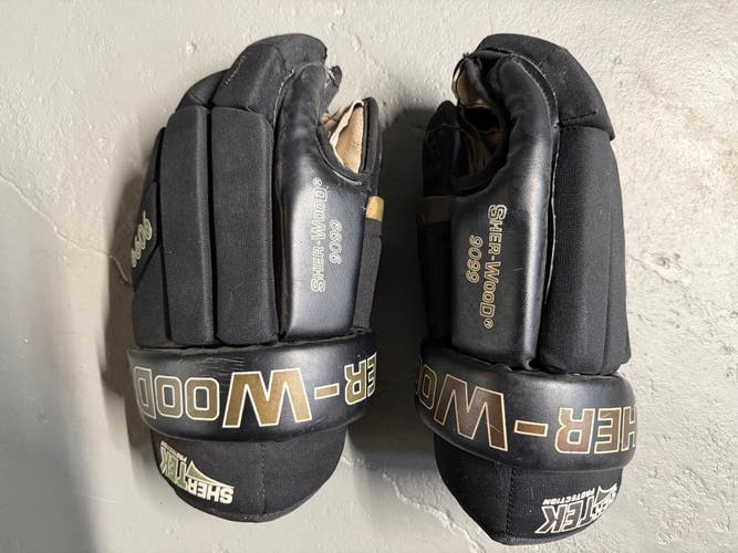 Vintage SHERWOOD Sher-Wood HOCKEY GLOVES