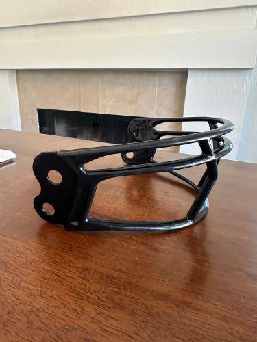 Riddell Axiom Facemask (New)