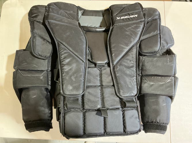 NHL Return Bauer Pro Series Fit 4 Custom Goalie Chest and Arm Protector (Used) 9576
