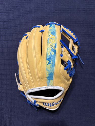 RARE*** Unreleased Wilson A2K Bobby Witt Jr. Baseball Glove 11.75" (New)