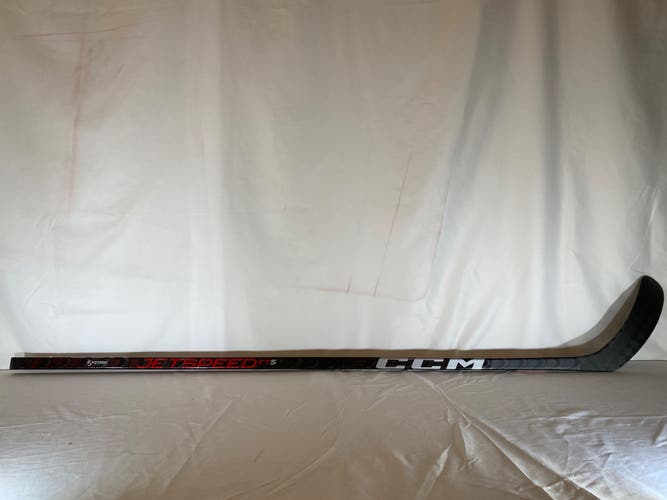 Intermediate CCM JetSpeed FT5 Right Handed Hockey Stick P29 55 Flex (New)