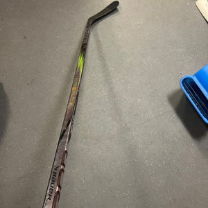 Senior Bauer Vapor Hyperlite 2 Right Hand Hockey Stick P90TM 77 Flex
