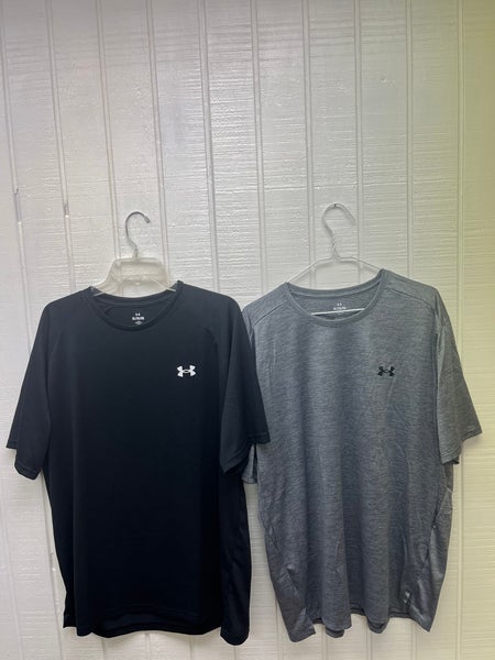 Under Armour Activewear Tee Men’s XL Bundle of 2 Shirts Gray Black Sports Workout Casual