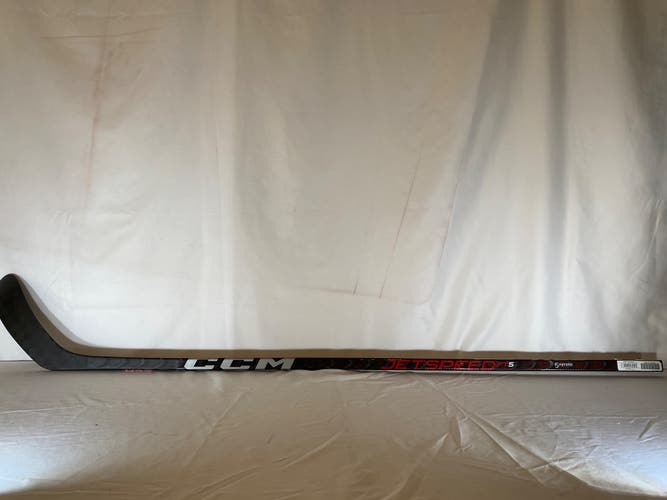 Intermediate CCM JetSpeed FT5 Left Hand Hockey Stick P28 65 Flex (New)