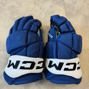 #16 Steven Santini Used CCM HGTKPP Gloves 14" Pro Stock