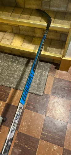 Senior Bauer Nexus 2N Pro Right Handed Hockey Stick P88 87 Flex (Used)