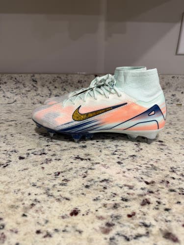 Men's Size M 9.0 (W 10.0) Nike Mercurial Vapor Cleats (New) metal studs elites