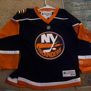 Blue Small / Medium Kids Unisex Reebok Jersey (Used)