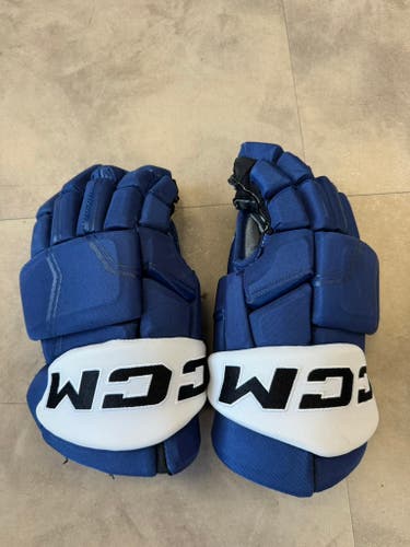 #9 Wojciech Stachowiak Used CCM HGQL Gloves 14" Pro Stock Set 4