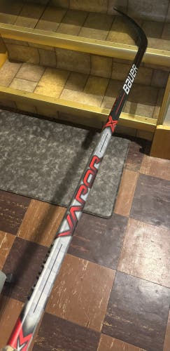 Senior Bauer Vapor 1X Right Handed Hockey Stick P88 87 Flex (Used)
