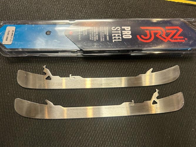 JRZ Mulit Fit Bauer Hockey Powerfly Edge Holder Ccm XS Skates Steel Blades 263