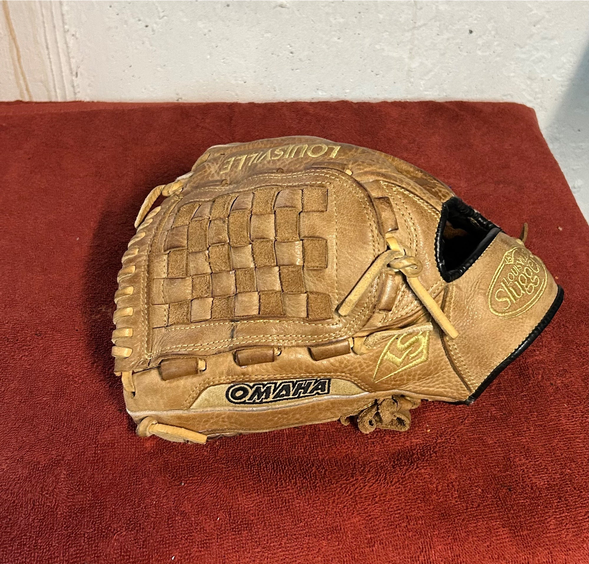 Gants de frappe adulte Louisville Slugger Omaha noir moyen