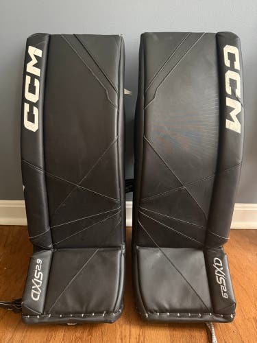 30" CCM Axis 2.9 Goalie Leg Pads (Used)