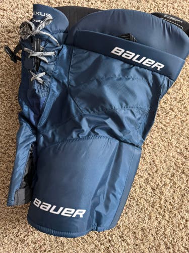 Senior Medium Bauer Nexus N7000 Hockey Pants (New)