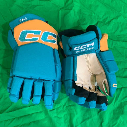 New 13" CCM HGTK Tacks Pro Stock Gloves San Jose Sharks Reverse Retro Seals *Read Full Description*