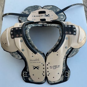 Small Adult (16-17) Exo Armour Stealth AL-Pro 16 Shoulder Pads QB/DB/Safety (Used)