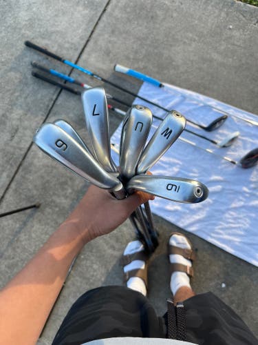 2025 Ping G440 Right Handed Iron Set Regular Flex (6 Clubs) #6 - #9, PW, GW (Used)