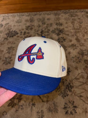 White Men's 7 1/2 New Era Hat (New)