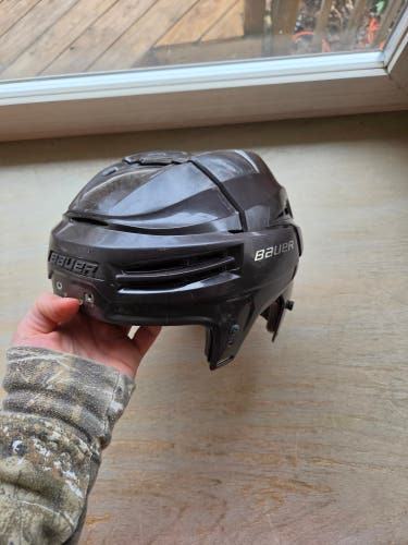 Large Bauer Re-Akt 100 Helmet (Used)