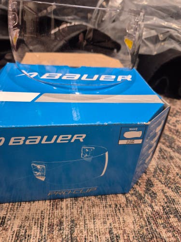 Large Bauer HDO Pro Clip Visor (New)