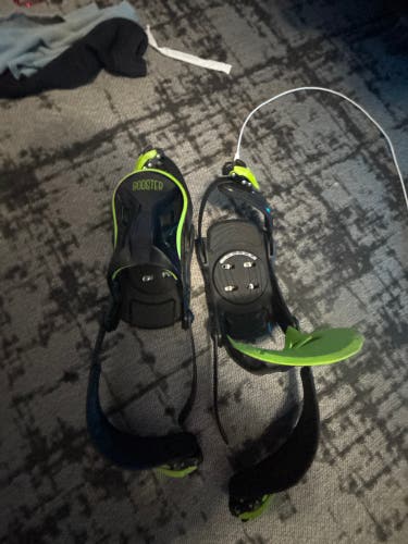 Medium Snowboard Bindings All Mountain (Used)