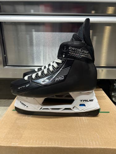 True Catalyst Pro Skate Size 7 NHL Pro Stock 263mm  (New)