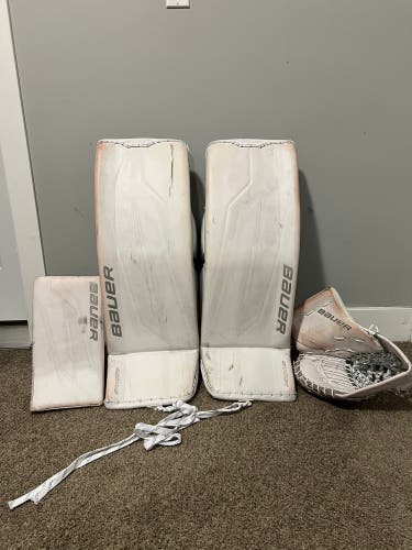 33" 2024 Bauer Supreme Shadow Regular Goalie Full Set Pro Stock (Used)
