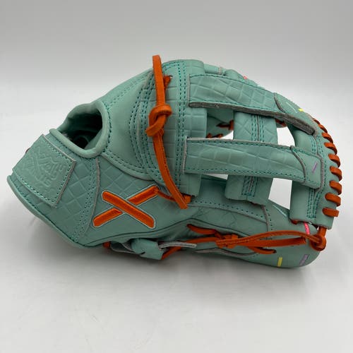 Aria Absolutely Ridiculous 11.75 Ice Cream Infield Baseball Glove