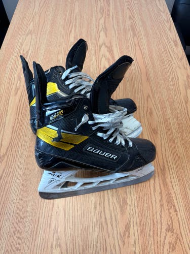 2020 Bauer Supreme Ultrasonic Hockey Skates Pro Stock 9.5 (Used)